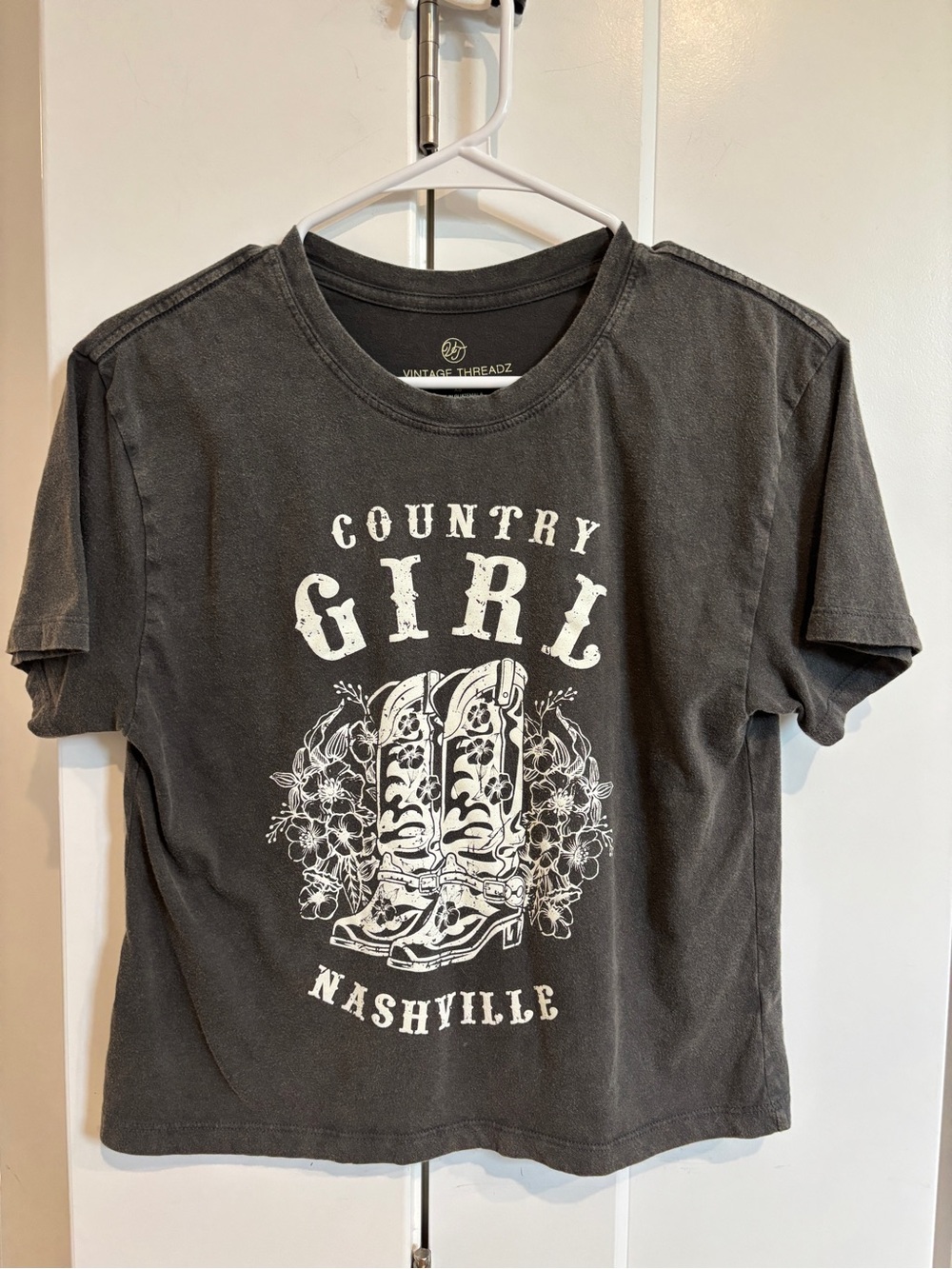 Country Girl Nashville Graphic Tee. Size XS